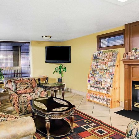 Days Inn & Suites By Wyndham Downtown Gatlinburg Parkway Zewnętrze zdjęcie