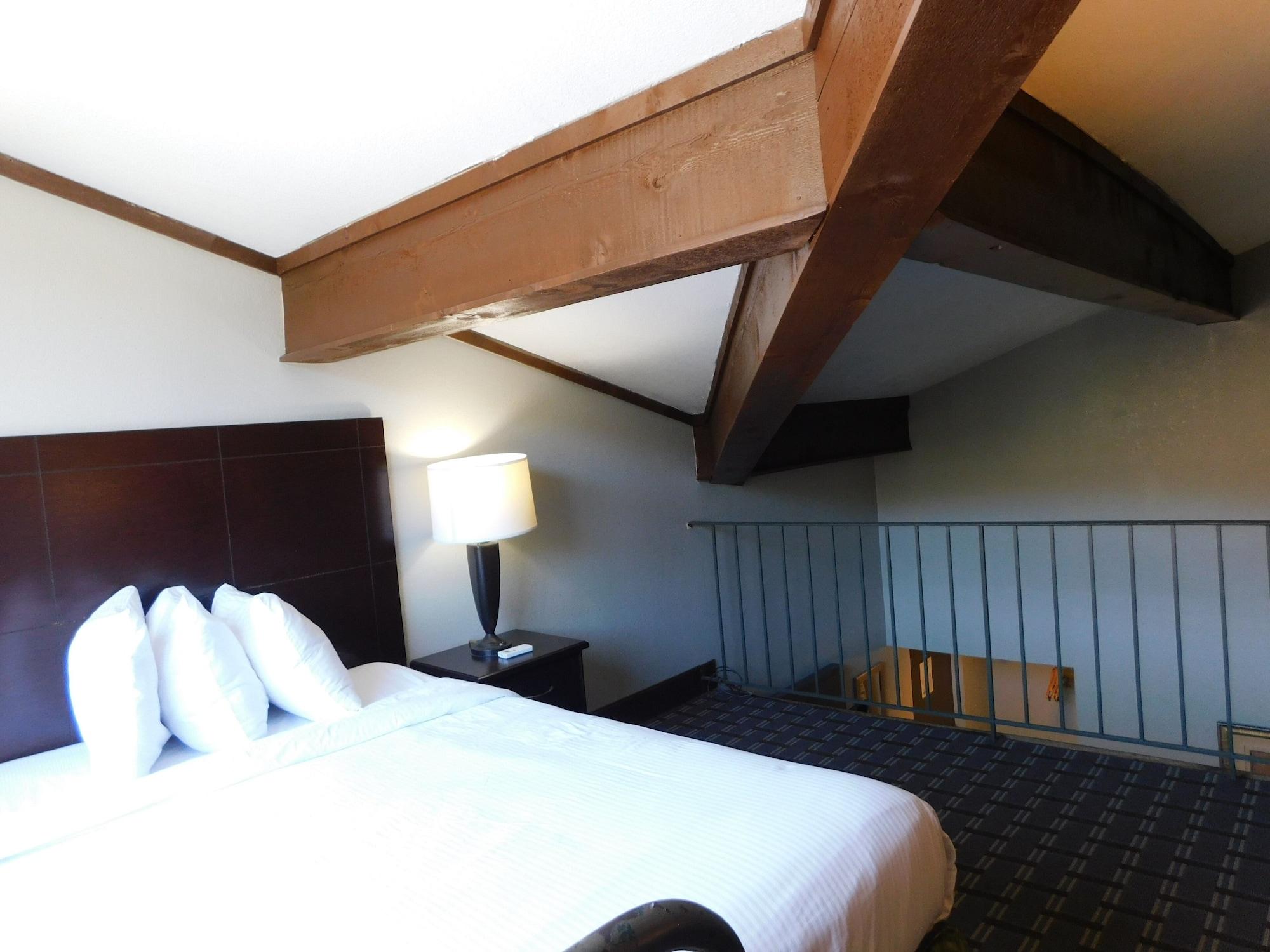 Days Inn & Suites By Wyndham Downtown Gatlinburg Parkway Zewnętrze zdjęcie