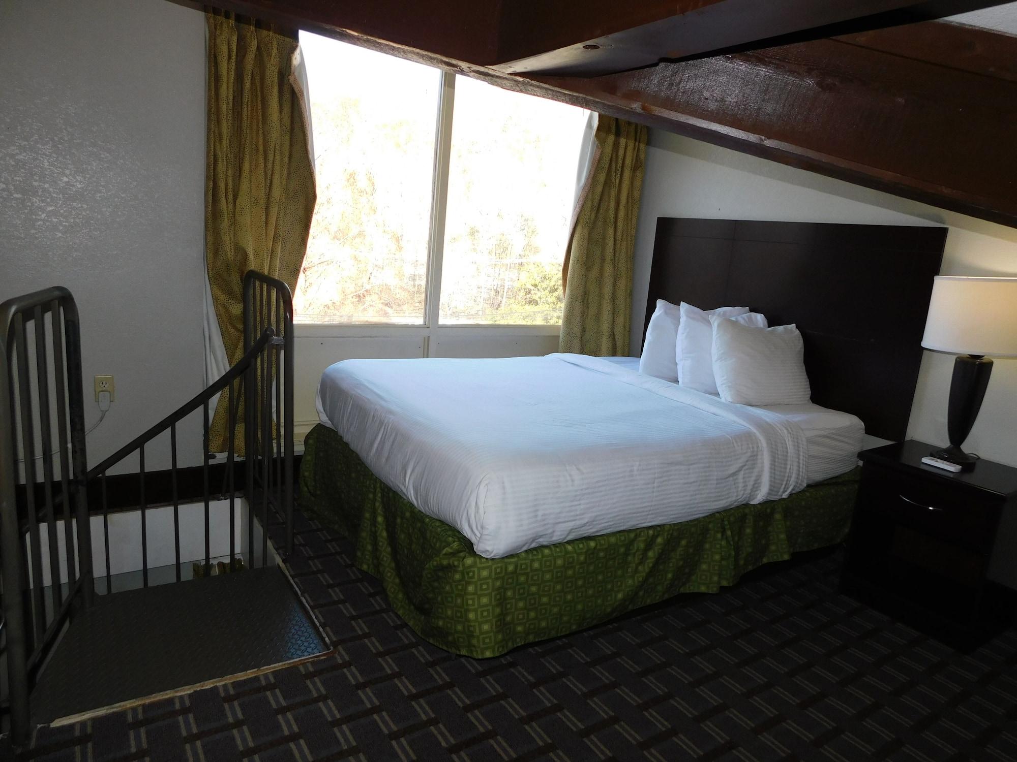 Days Inn & Suites By Wyndham Downtown Gatlinburg Parkway Zewnętrze zdjęcie