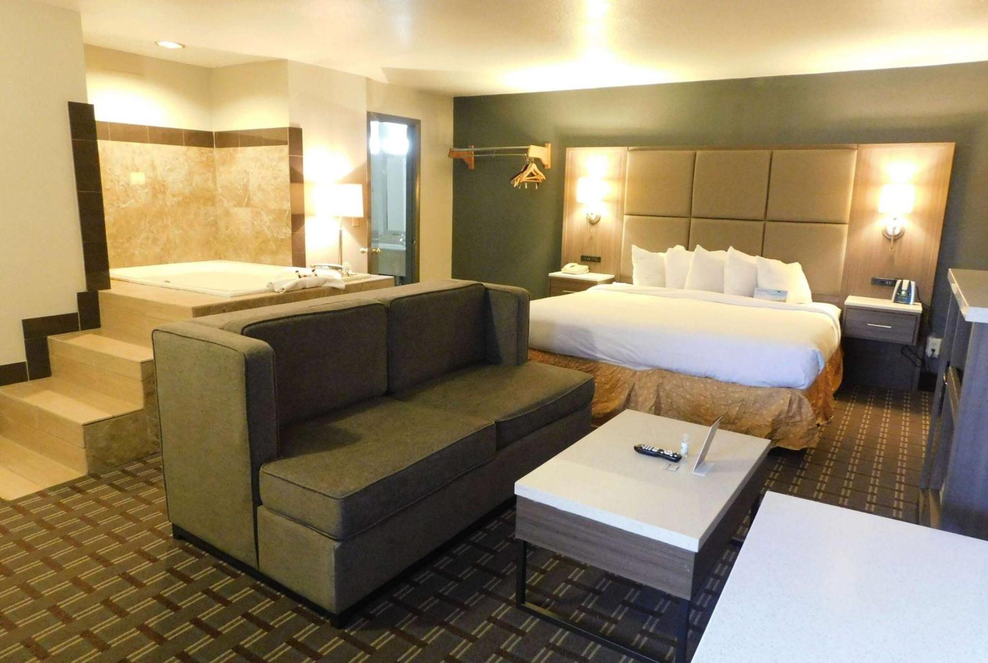 Days Inn & Suites By Wyndham Downtown Gatlinburg Parkway Zewnętrze zdjęcie