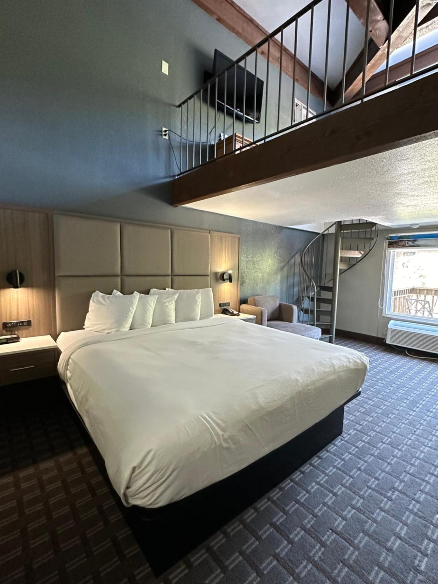 Days Inn & Suites By Wyndham Downtown Gatlinburg Parkway Zewnętrze zdjęcie